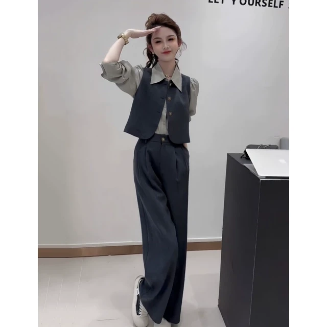 今年流行时尚气质穿搭一整套2024秋季新款长袖衬衫马甲长裤三件套