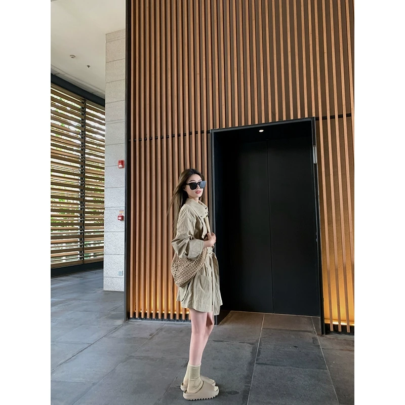 小君君布兰妮 伦敦街区/Lem*风极简做旧水洗系带工装风衣外套0747