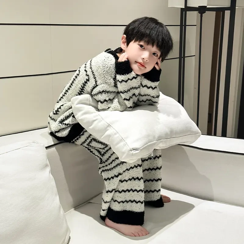 珊瑚绒睡衣男童秋冬款2026新款中大童儿童保暖长袖家居服套装冬装