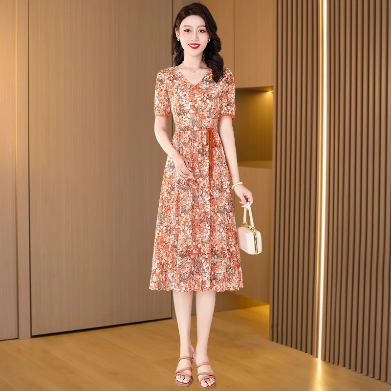 小个子妈妈橙色碎花连衣裙女时尚高端显气质显瘦轻奢中长款高级感