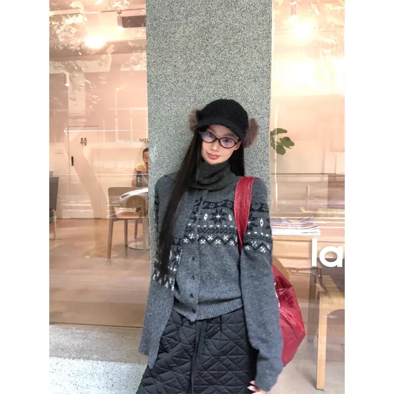 【乌木玫瑰】针织衫 秋冬季通勤长袖圆领配围巾拼接慵懒宽松毛衣