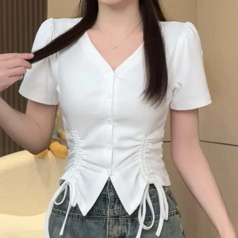 【小七家】春季新款 时尚简约修身设计感显瘦短款百搭上衣DM8635