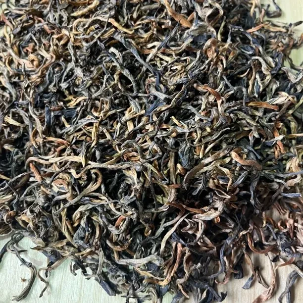 马厂12号大树晒红茶