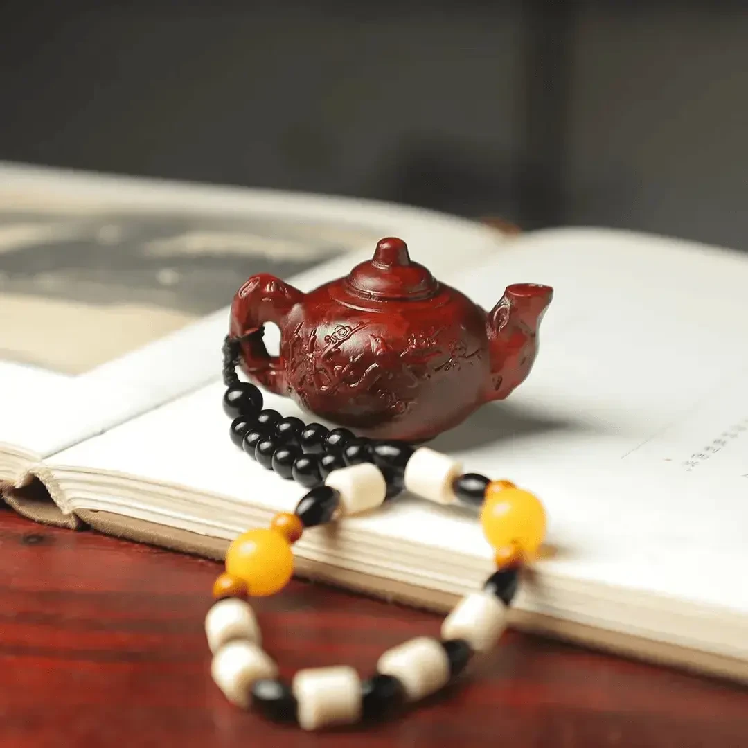 卢氏黑黄檀喜上眉梢把把壶尺寸约6.5厘米