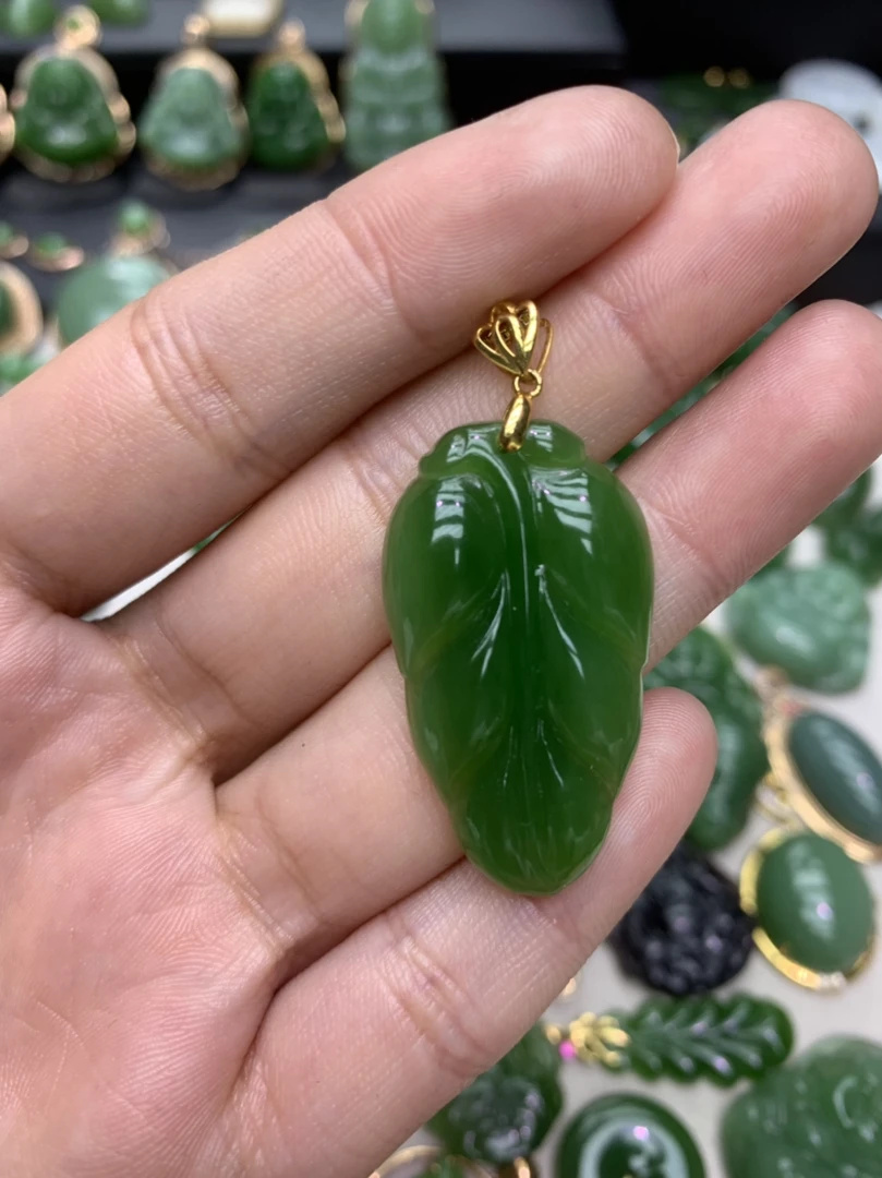 18金扣头镶嵌金枝玉叶