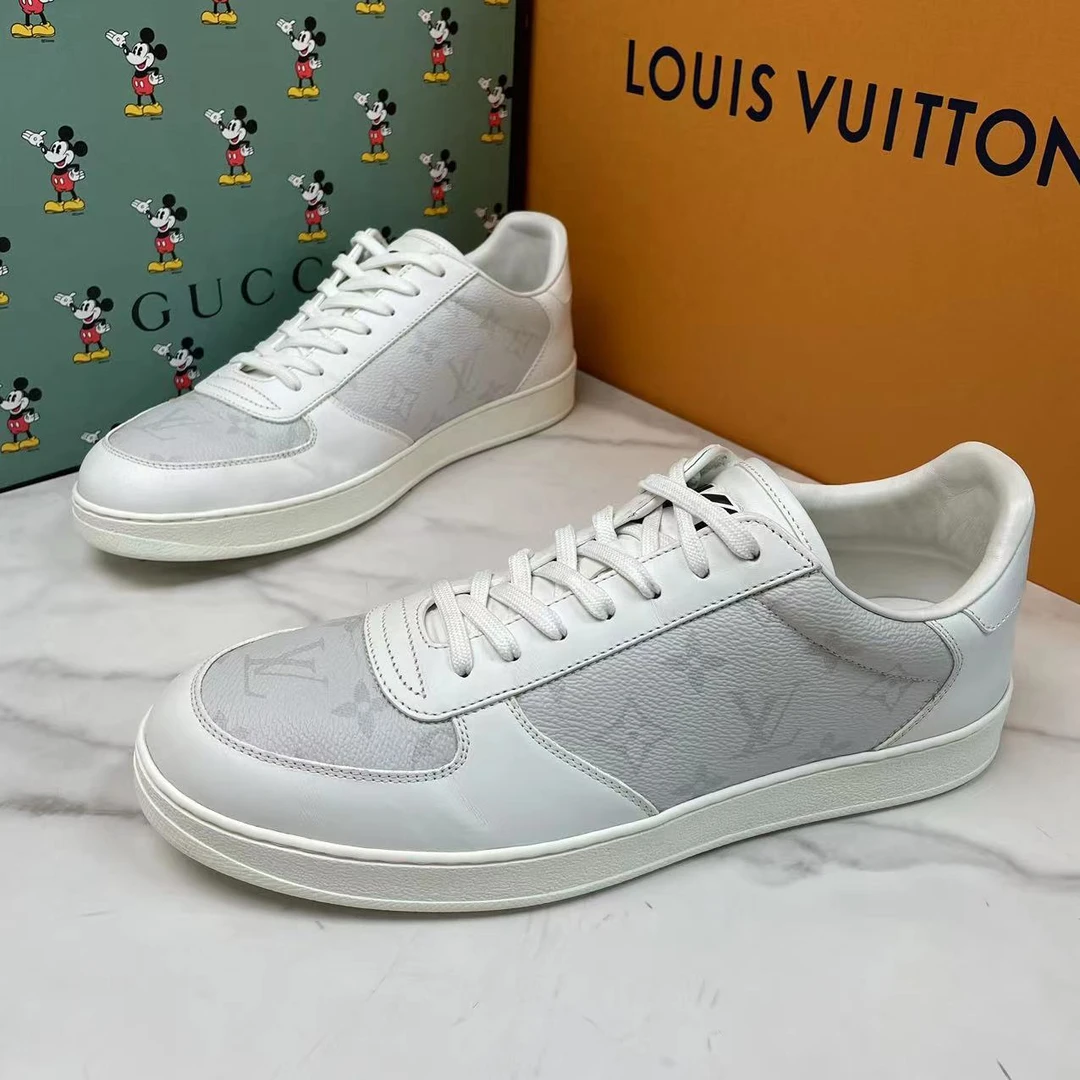 LouisVuitton/路易威登白色老花满印潮流百搭板鞋40/42码/95新