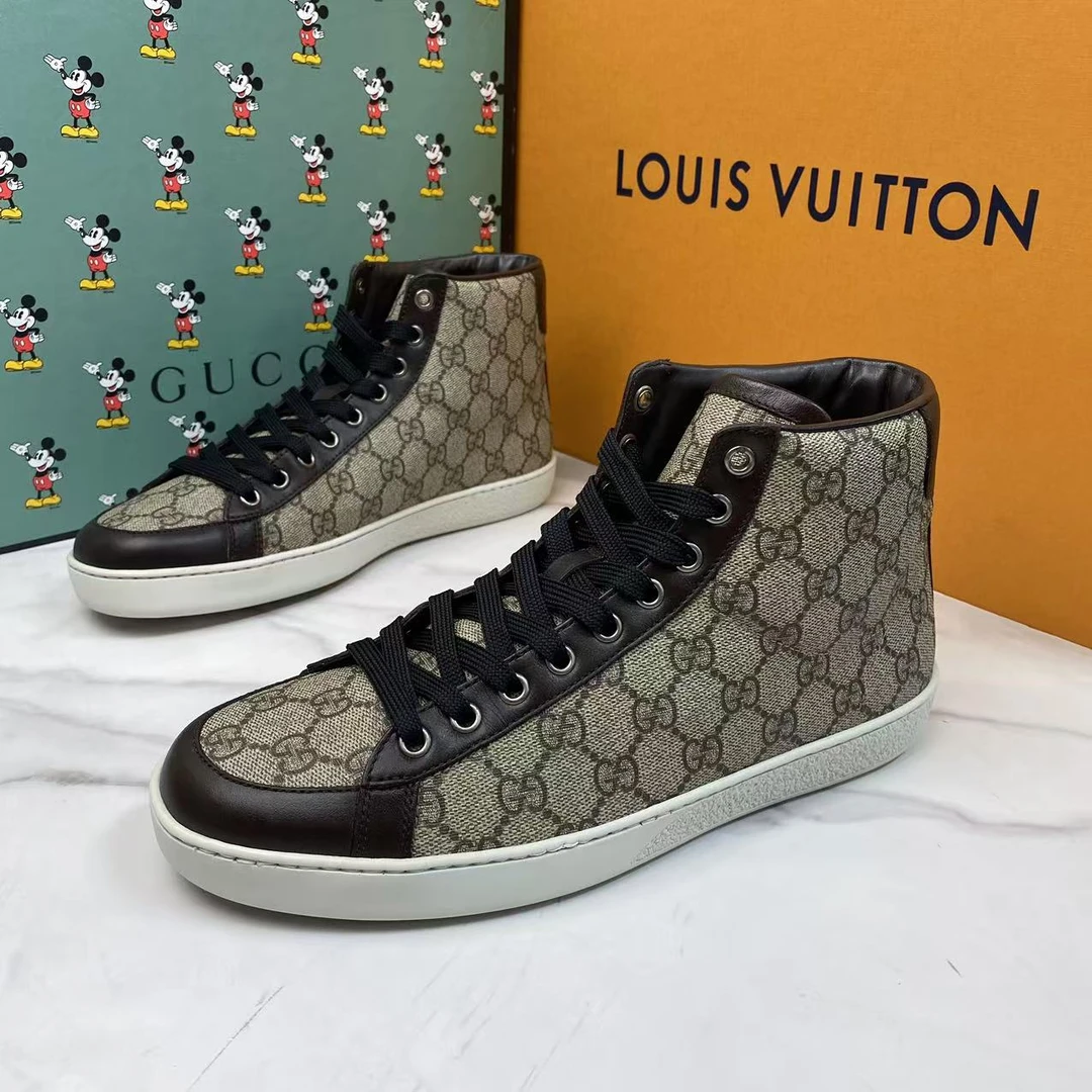 95新 GUCCI/古驰 棕色双G老花满印潮流百搭高帮时尚舒适板鞋/41码