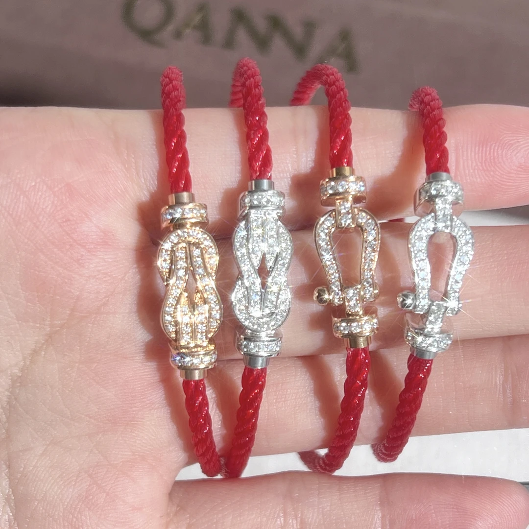 QANNA【中号】【马蹄8字】18K金经典情侣满钻手绳红绳【赠红绳】AT