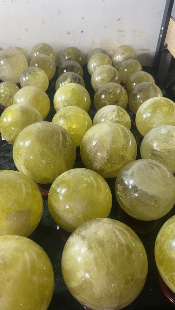 天然黄水晶球12厘米