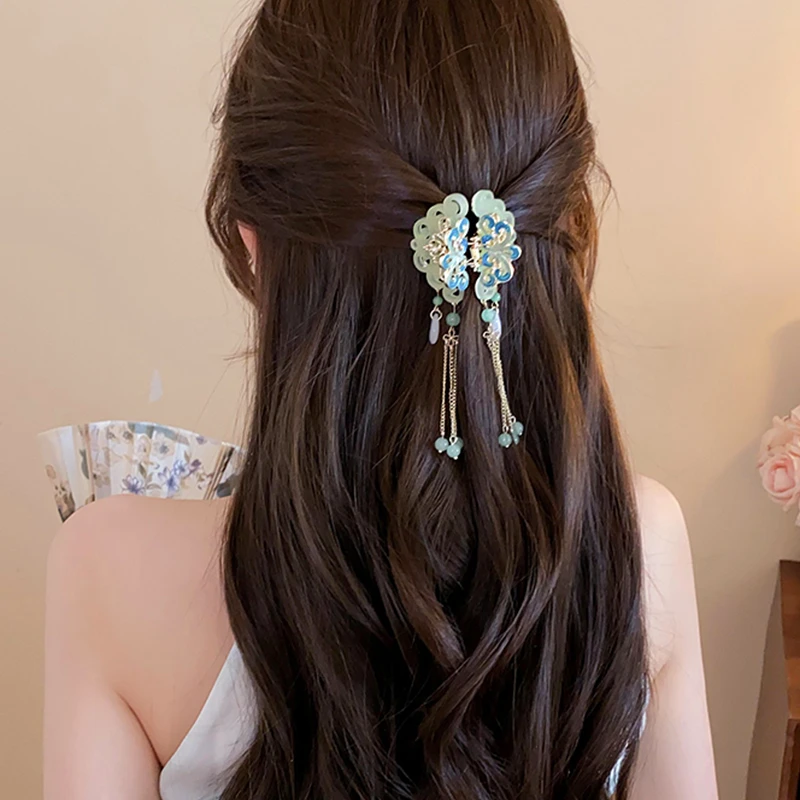 新中式蝴蝶步摇流苏抓夹女古风发饰旗袍汉服国风夹子头饰发夹新款