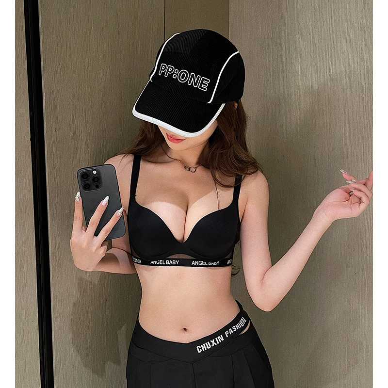 黄油草莓无痕内衣小胸聚拢显大无钢圈防下垂收副乳镂空字母文胸罩