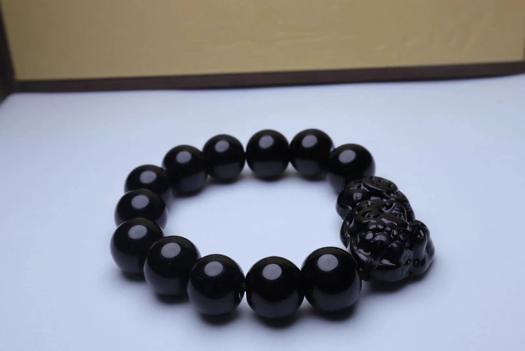 天然黑曜石貔貅手串