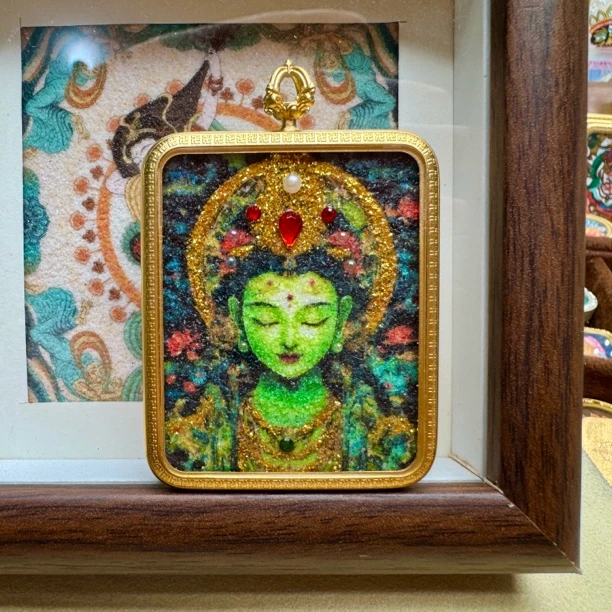 古祥非遗手绘唐卡粗矿砂绿度母