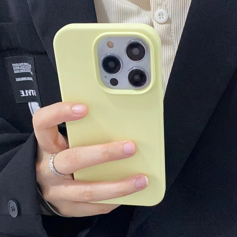 奶黄14promax防摔iPhone11液态硅胶13/12手机壳xs女简约15plus