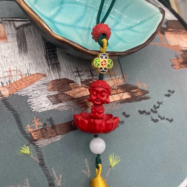 含辰砂工艺品高含量朱砂7红砂设计款莲花宝宝佛车挂