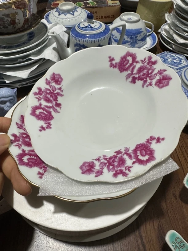 盘子哈哈哈哈哈哈哈