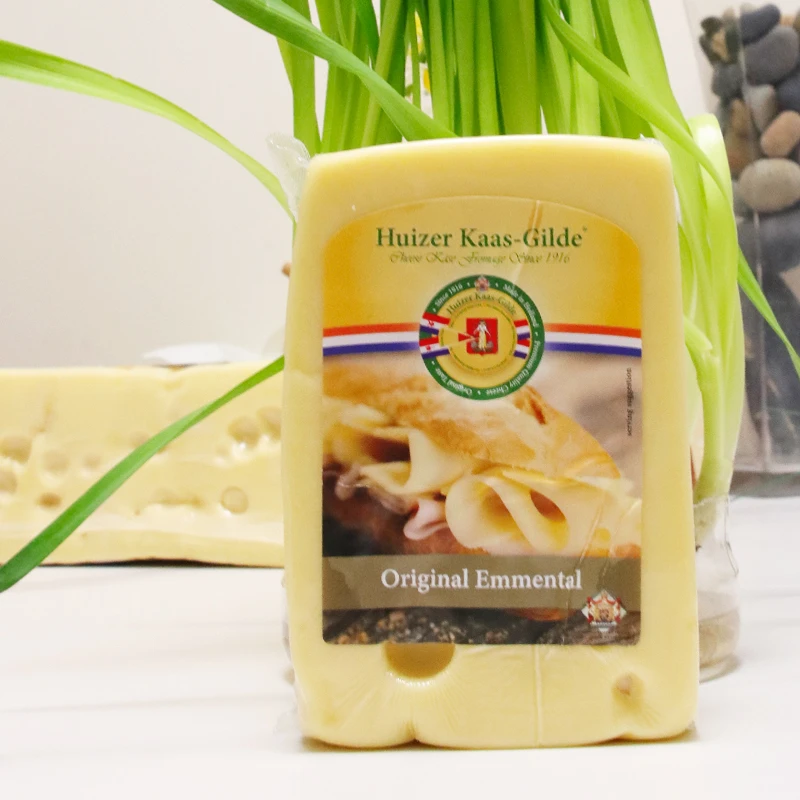 惠责卡斯艾曼塔荷兰进口原制大孔奶酪块儿童高钙芝士干酪即食900g