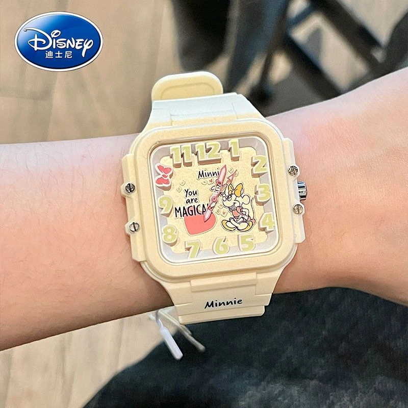 迪士尼草莓熊手表小方块ins小众显手白初高中学生女孩电子高颜值