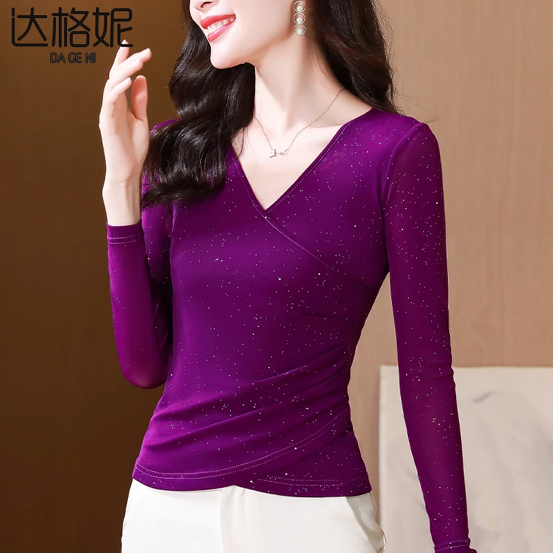 交叉V领网纱打底衫女春秋新款时尚洋气高贵小衫收腰内搭长袖t恤衫