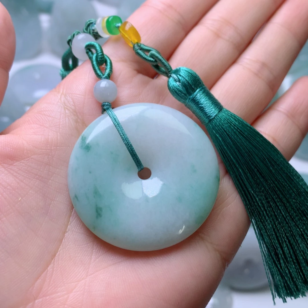 【闪购商品】翡翠吊坠(不含链)未镶嵌