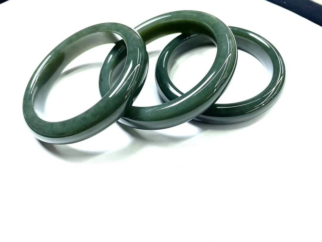 和田玉且末蓝手镯（颜色微区多样性发货拍一发一）精美时尚