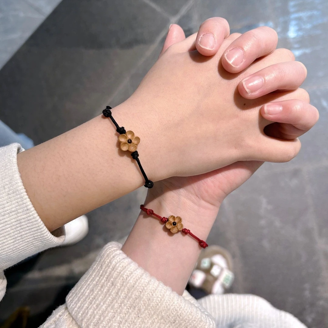 非金属木质手链 桃木小花红绳手链纯手工编织 桃花运情侣闺蜜编绳