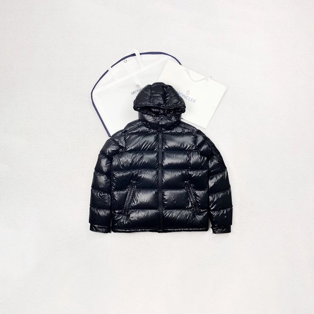 全新未使用 Moncler 蒙口 经典玛雅系列羽绒服外套6码编码xb3387
