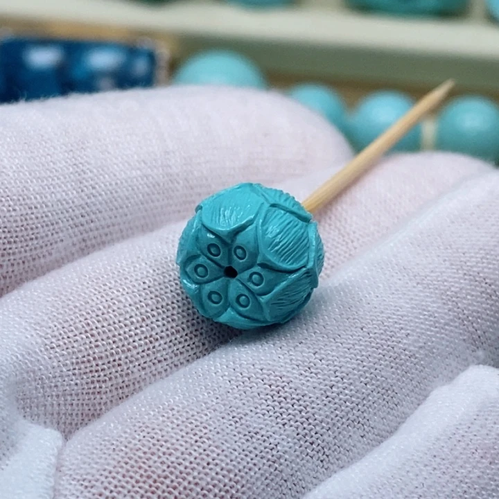 绿松石绿松石未镶嵌