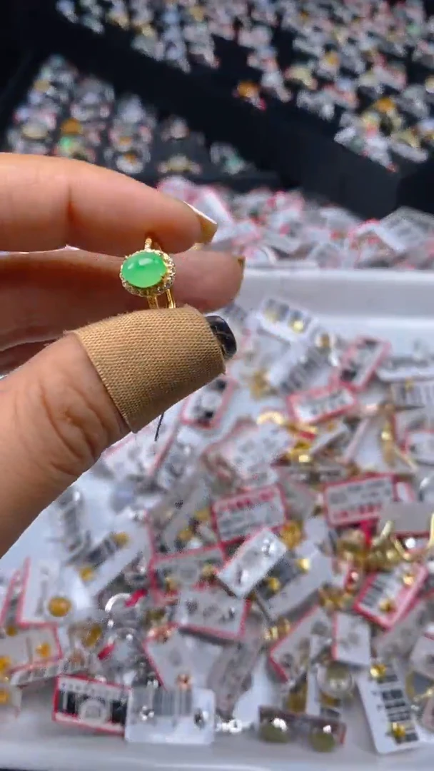 【闪购商品】翡翠戒指银S925镶嵌0413503115