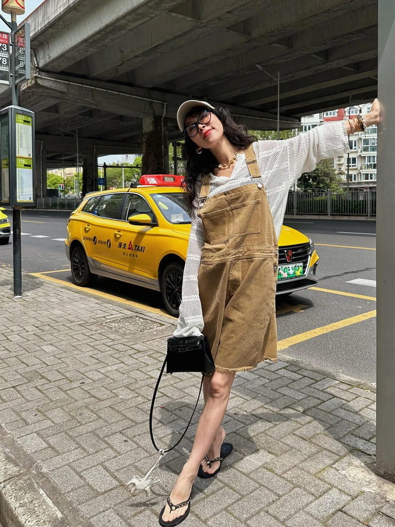 SONG TING 24新款大口袋 高级感 牛仔背带裤 五分裤中裤（2404070）