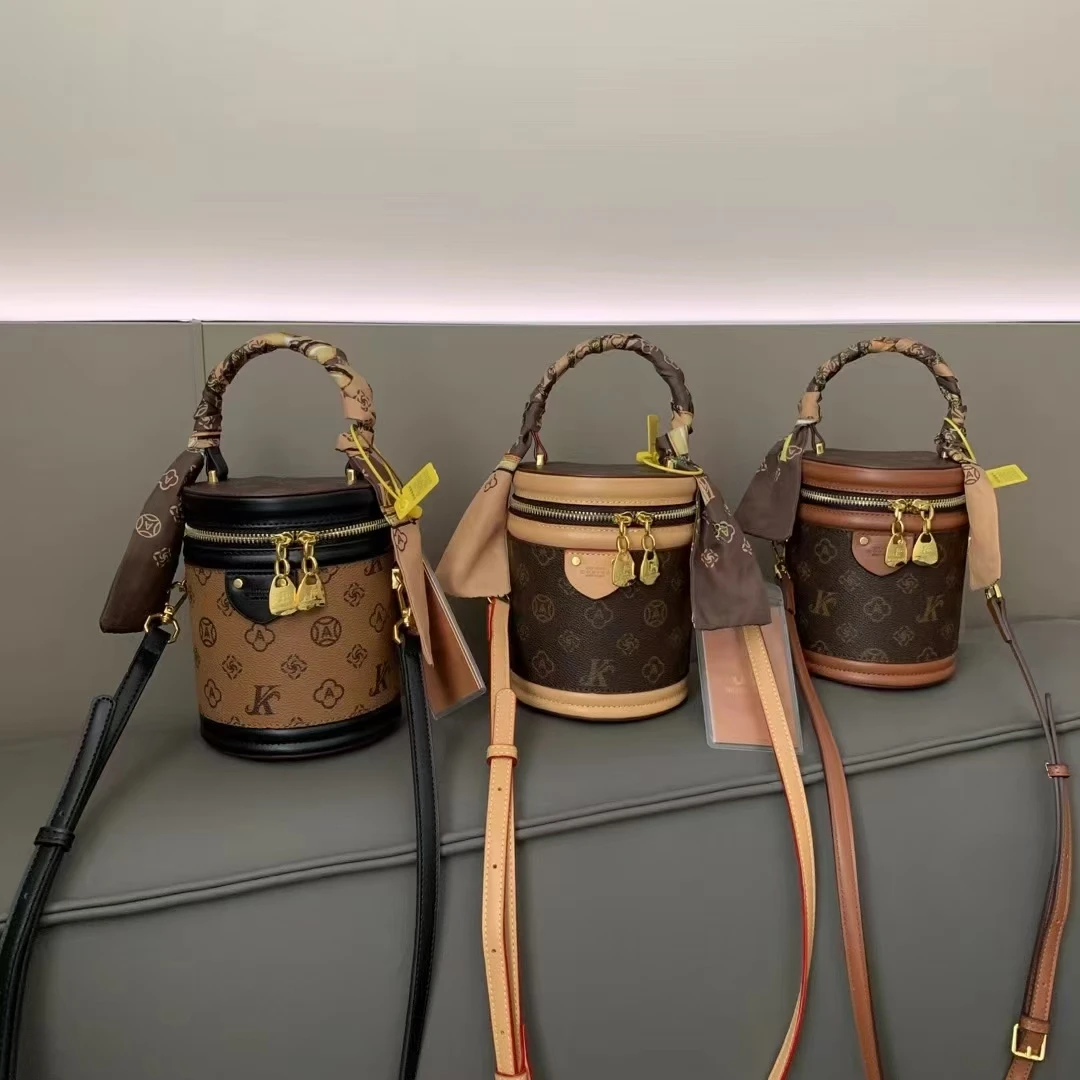 MONICA KIKI/莫妮卡奇奇时尚韩版高级女包洋气个性单肩斜挎女包潮