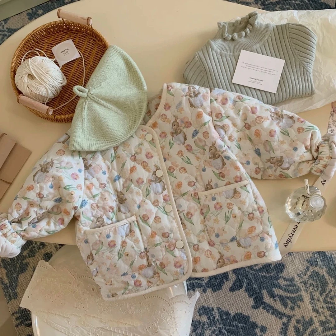 童装潮款Y秋冬新品宝宝碎花夹外套韩版服女童女婴轻薄服外套