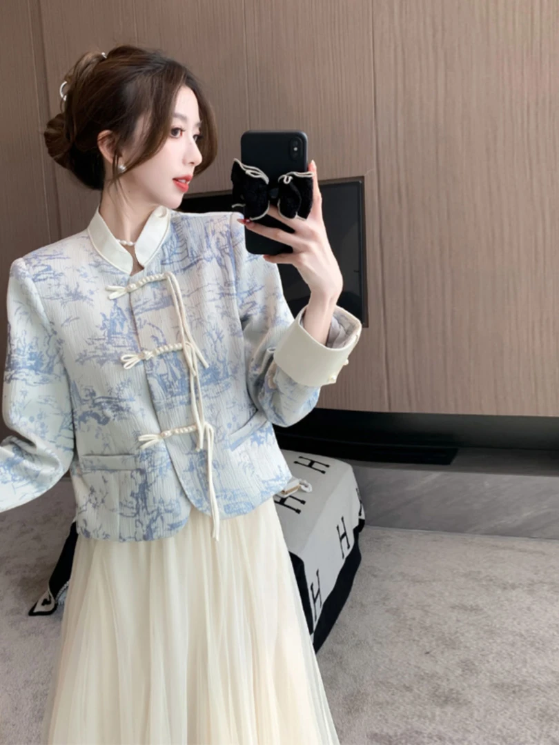 秋冬中国风优雅时尚品质新中式短款盘扣轻奢漂亮小香风外套小个子