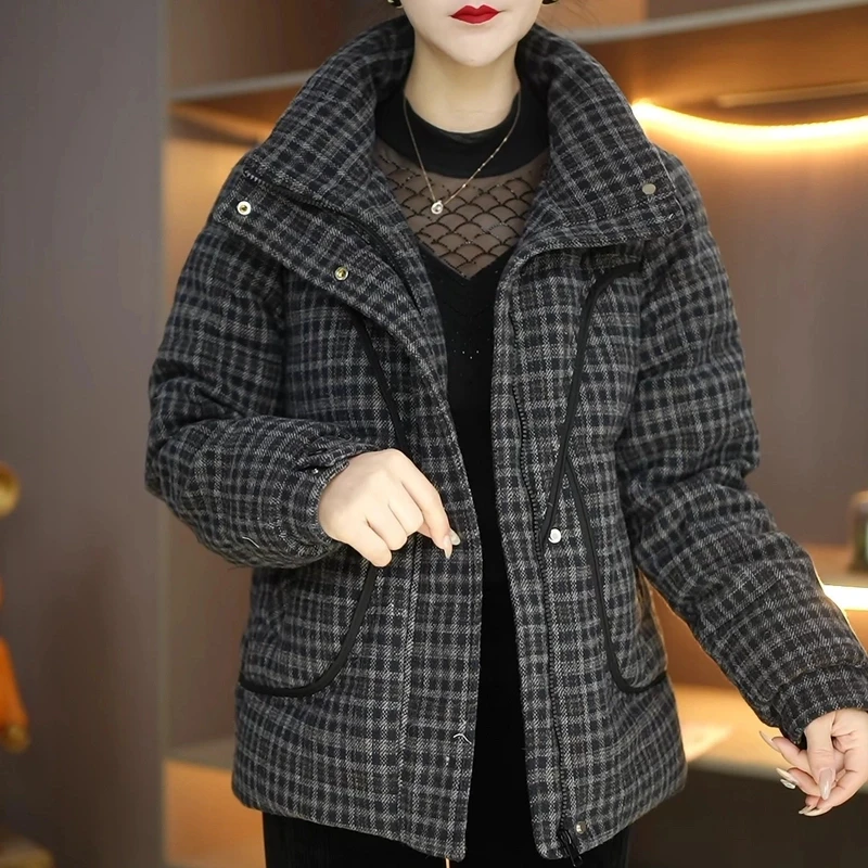 2024时尚减龄洋气妈妈羽绒服女冬装新款洋气保暖短款L-5XL