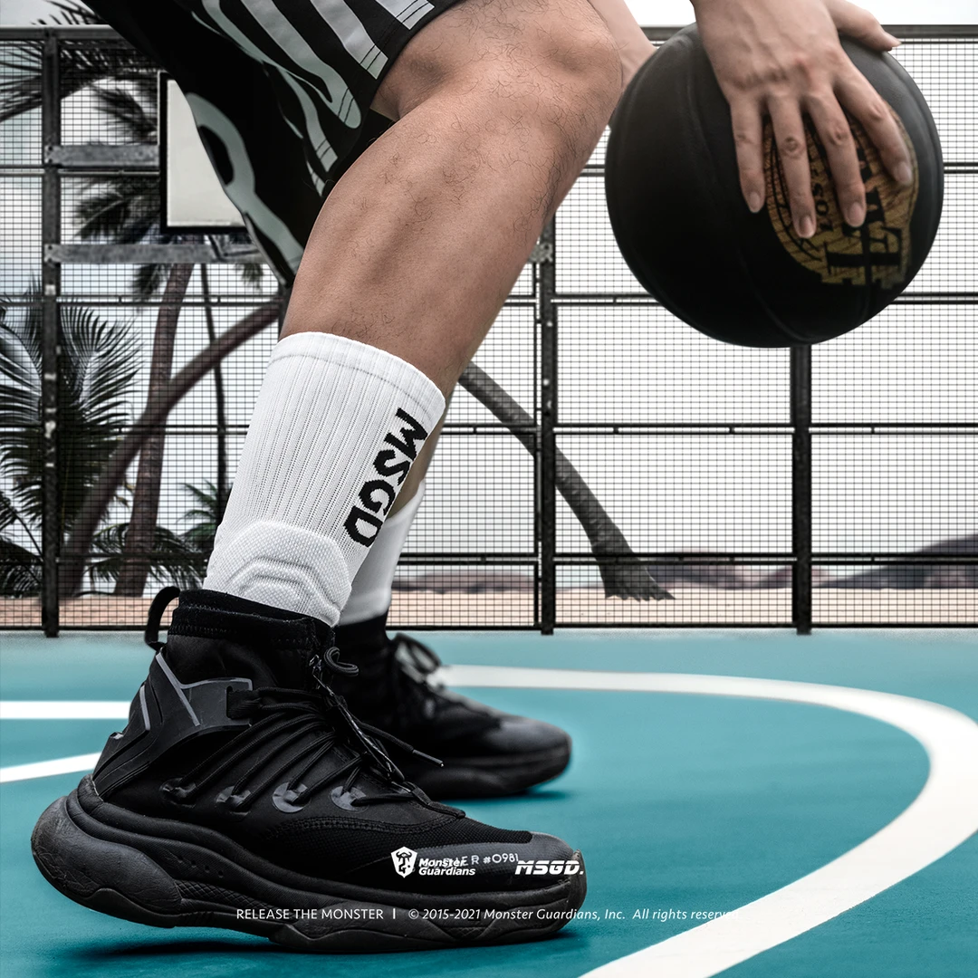 MonsterGuardians【赠品】加厚毛圈缓震球袜专业透气毛巾底运动袜