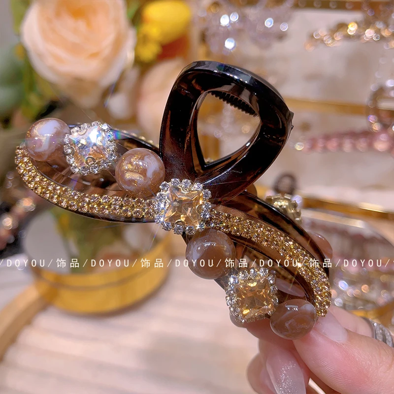 【邂逅】中号抓夹气质轻奢时尚百搭后脑勺盘发夹鲨鱼夹