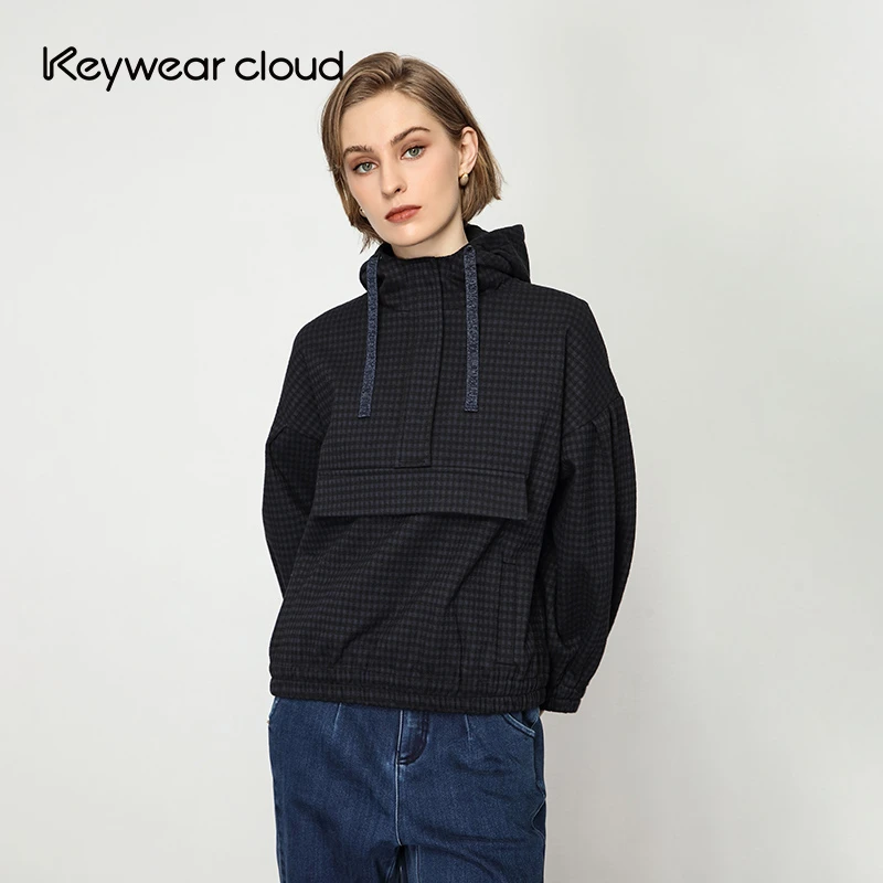 Keywearcloud奇威秋季穿搭休闲舒适潮流格纹宽松短款套头连帽卫衣