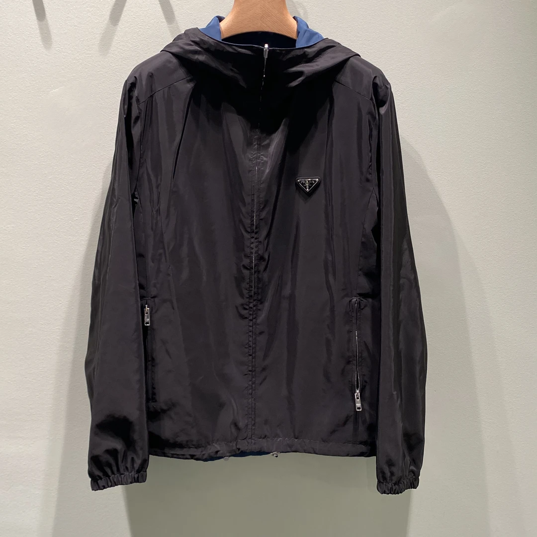 全新未使用 Prada/普拉达 男士双面连帽春秋尼龙夹克