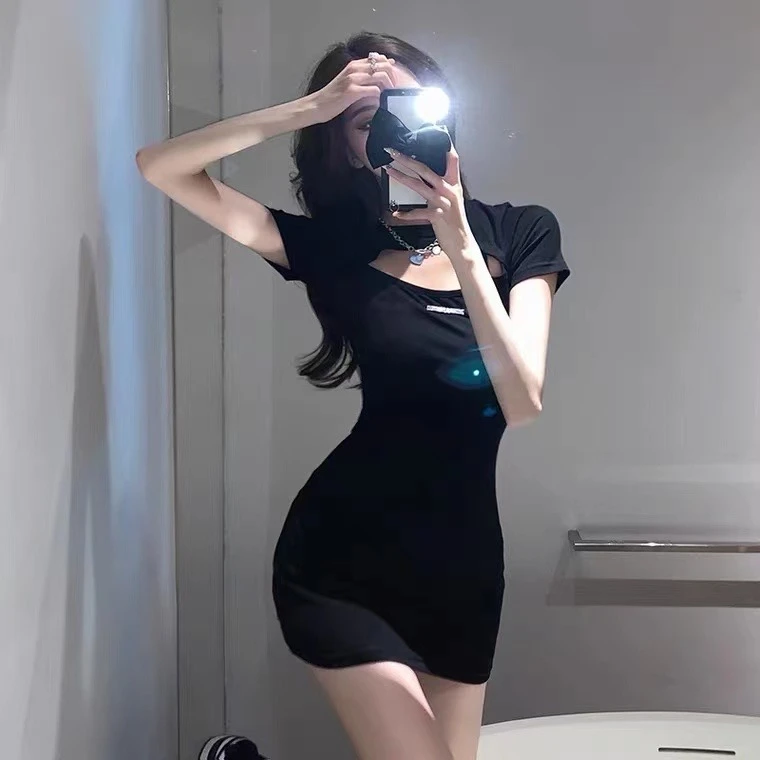 纯欲风性感镂空短袖连衣裙女夏季新款辣妹子穿搭修身包臀裙