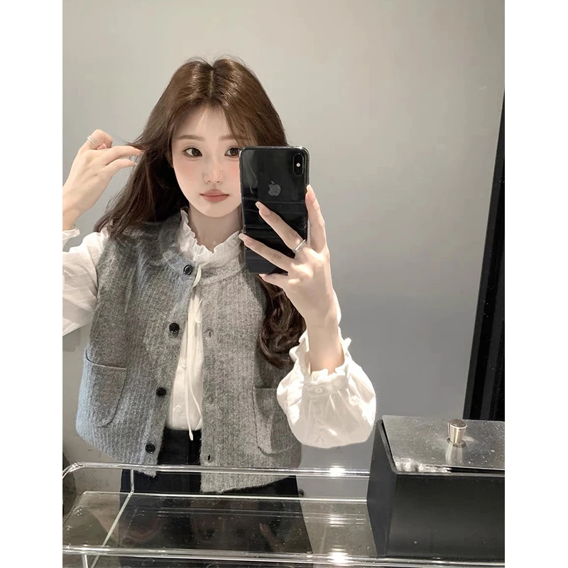 学院风套装女2024秋冬新款肌理感衬衫+毛针织马甲减龄洋气两件套