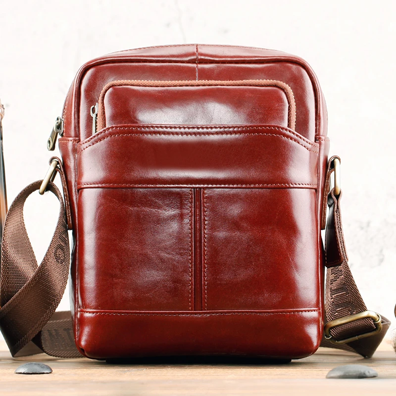 新款男士真皮单肩斜挎包头层牛皮挂包大容量户外旅行背包夏季潮流