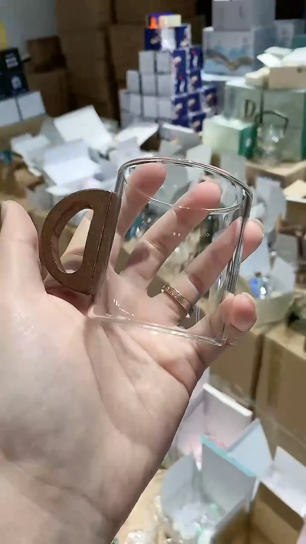 【闪购商品】瓷玻璃透色小把杯