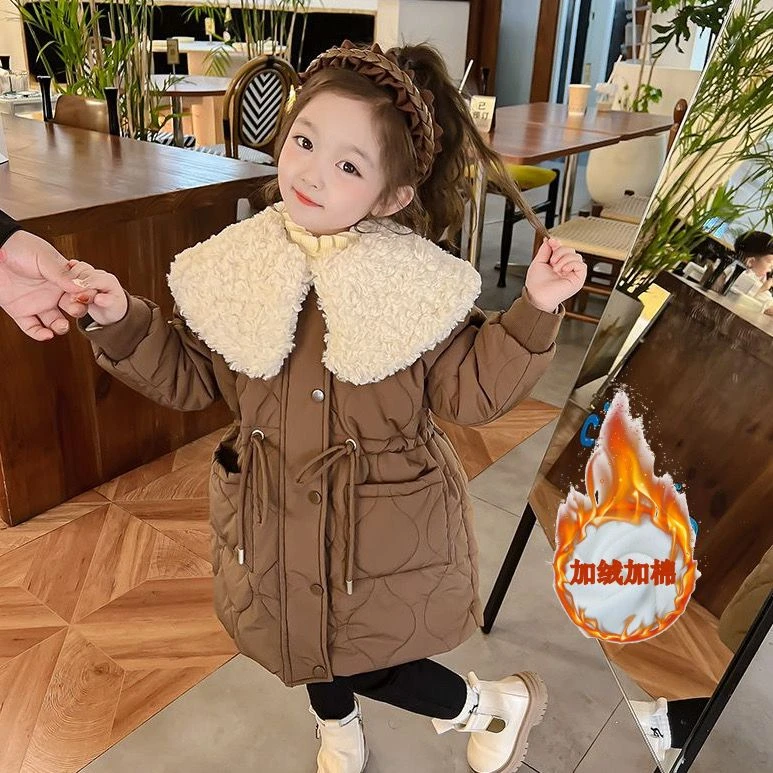 女童冬装加绒中长款棉服2023新款娃娃领加厚棉袄洋气厚外套宝宝
