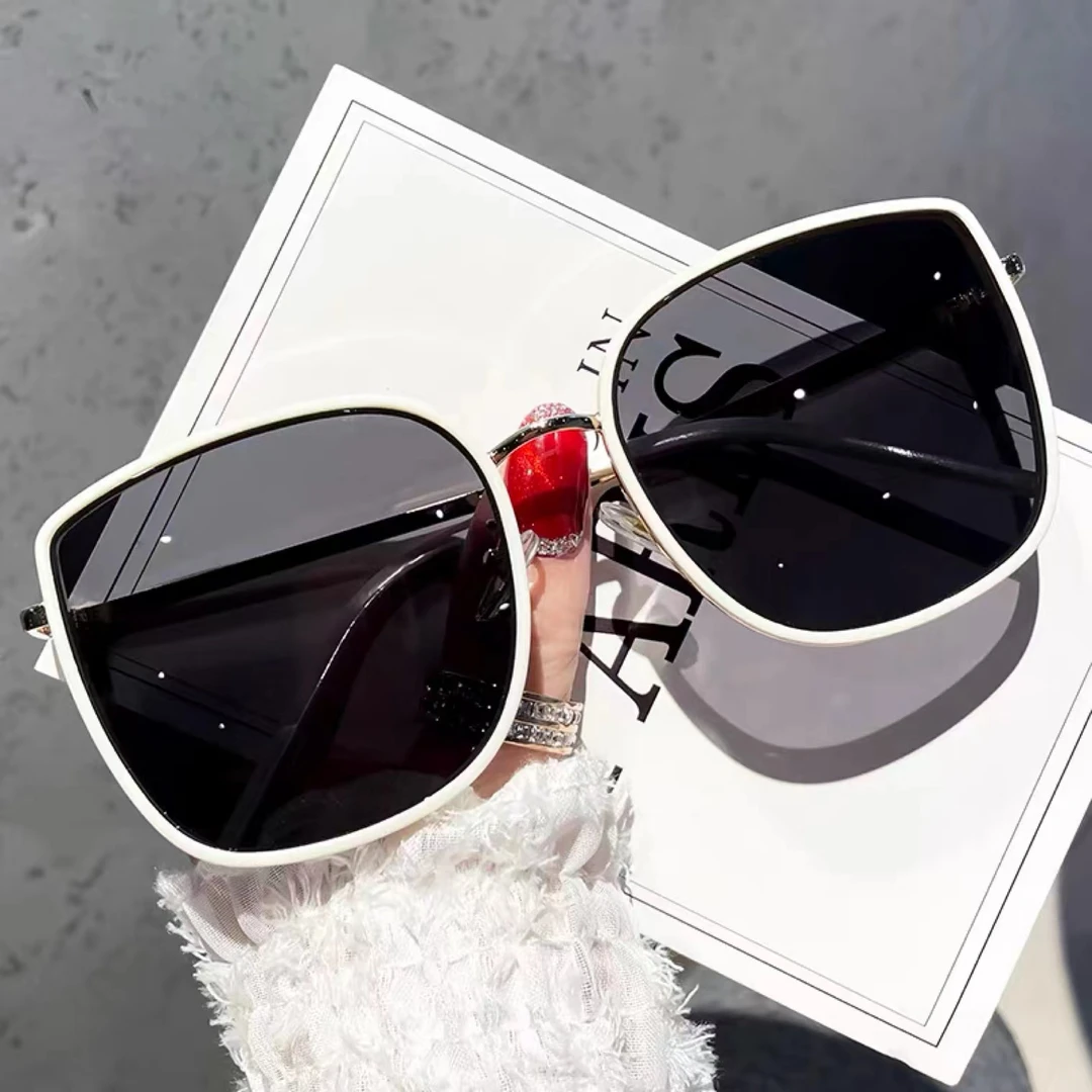 【网红爆款】复古太阳眼镜韩版时尚显瘦墨镜遮脸便携潮流遮光眼镜