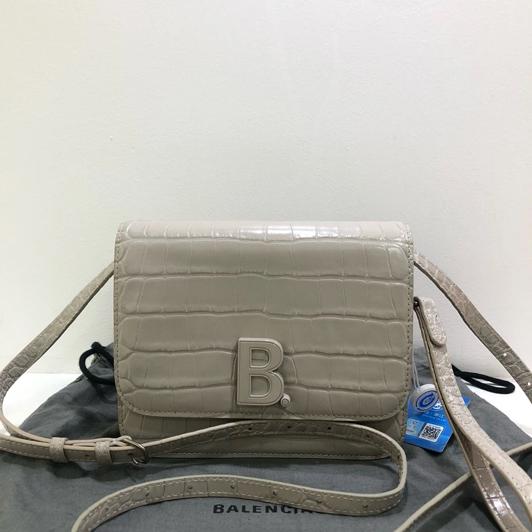 95新 Balenciaga/巴黎世家 全皮灰色鳄鱼单肩斜挎包/公价14900