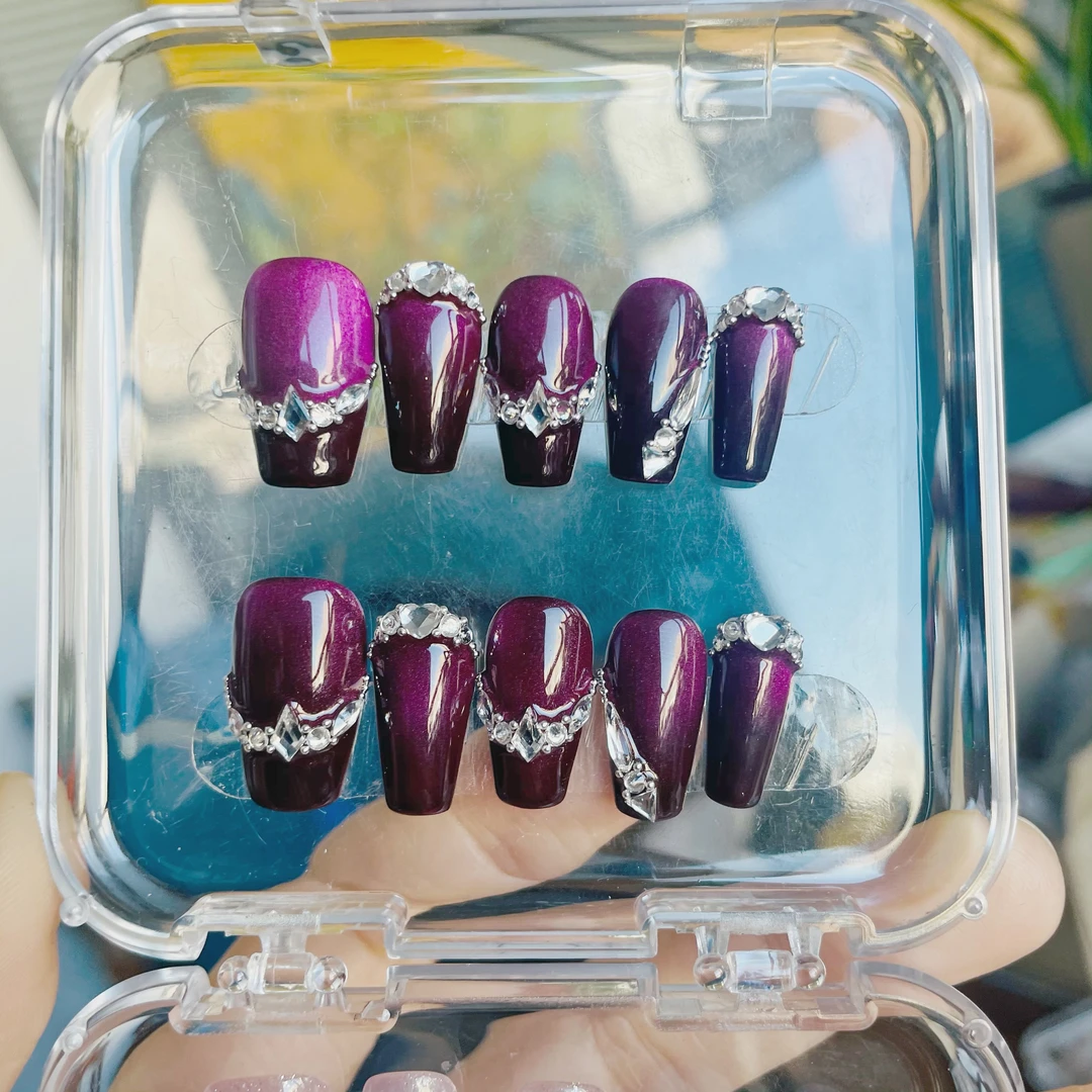 【洋桃国潮】紫猫 高雅紫色施家小钻石  手工穿戴甲