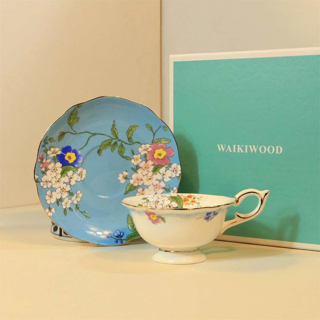 【闪购商品】 Q21黑宝瓶WAIKIWOOD蓝色内绘花描金陶瓷咖啡杯  3398