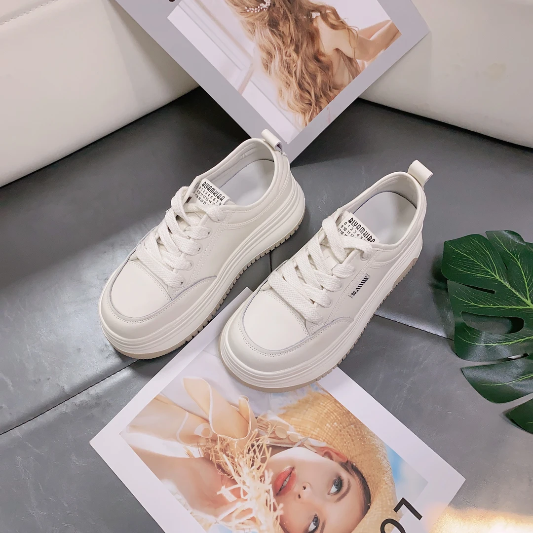 【面包鞋】早秋新款厚底增高面包饼干鞋圆头小白鞋女休闲鞋W6906-2