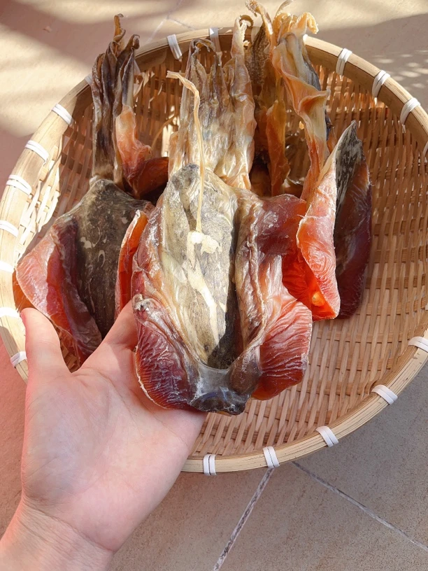 北部湾船晒墨鱼干纯淡无盐血墨鱼广西船晒墨鱼干普通血墨无黑点