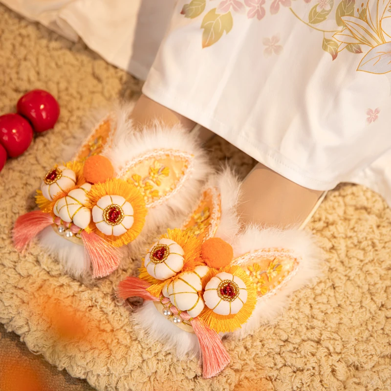 手工DIY非遗纯手工刺绣国风原创软鞋底网红鞋汉服鞋虎头鞋兔头鞋